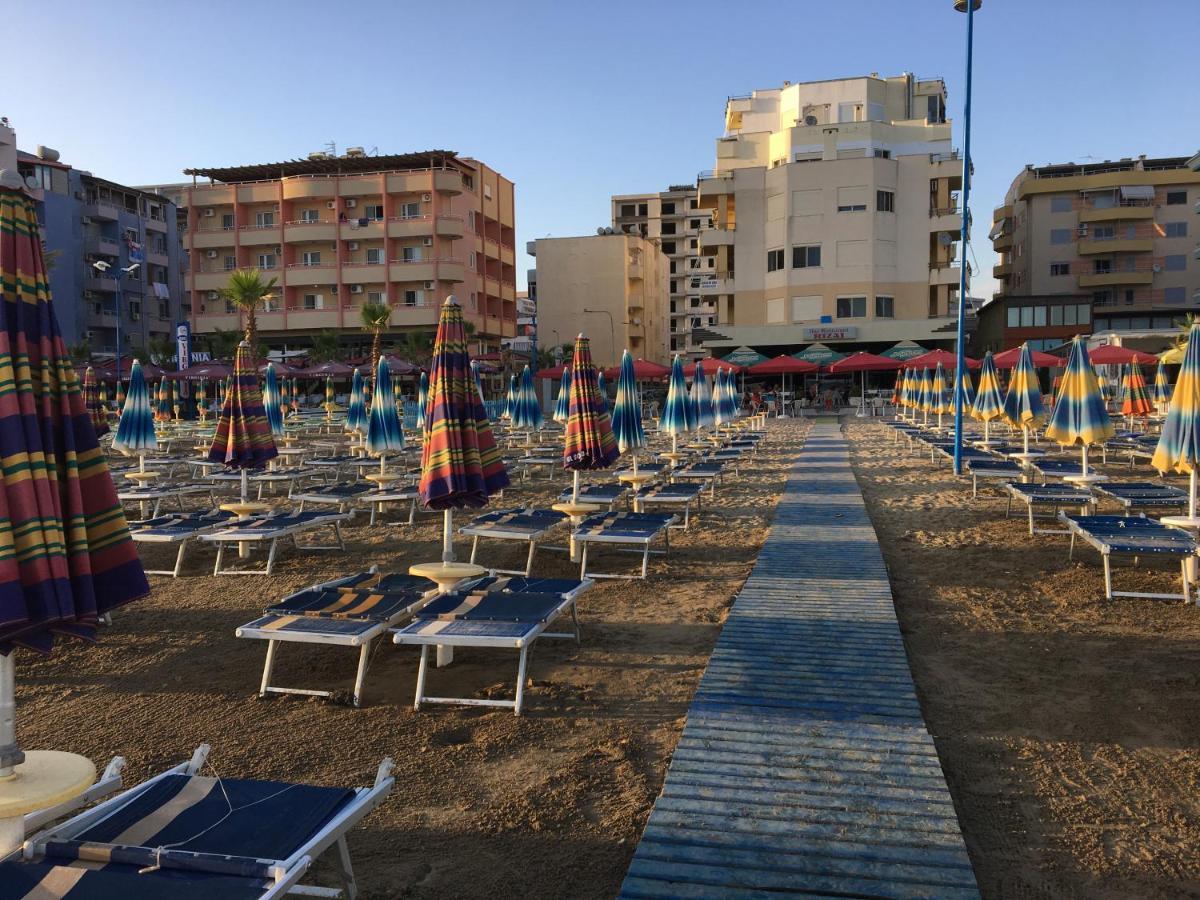 Spacious 2 Bedroom Apartment In Durres Beach Exterior photo